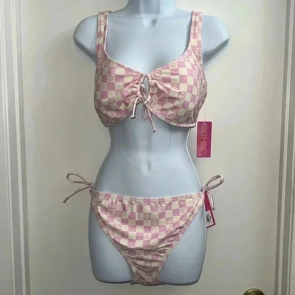 Juniors Ninety Nine Degrees Keyhole Bralette Bikini Set - Size XXL - Picture 2 of 8